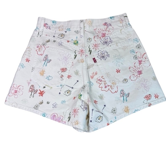 Woman’s Levi’s, Space Doodle Floral Print, High Waist Shorts - Picture 12 of 15